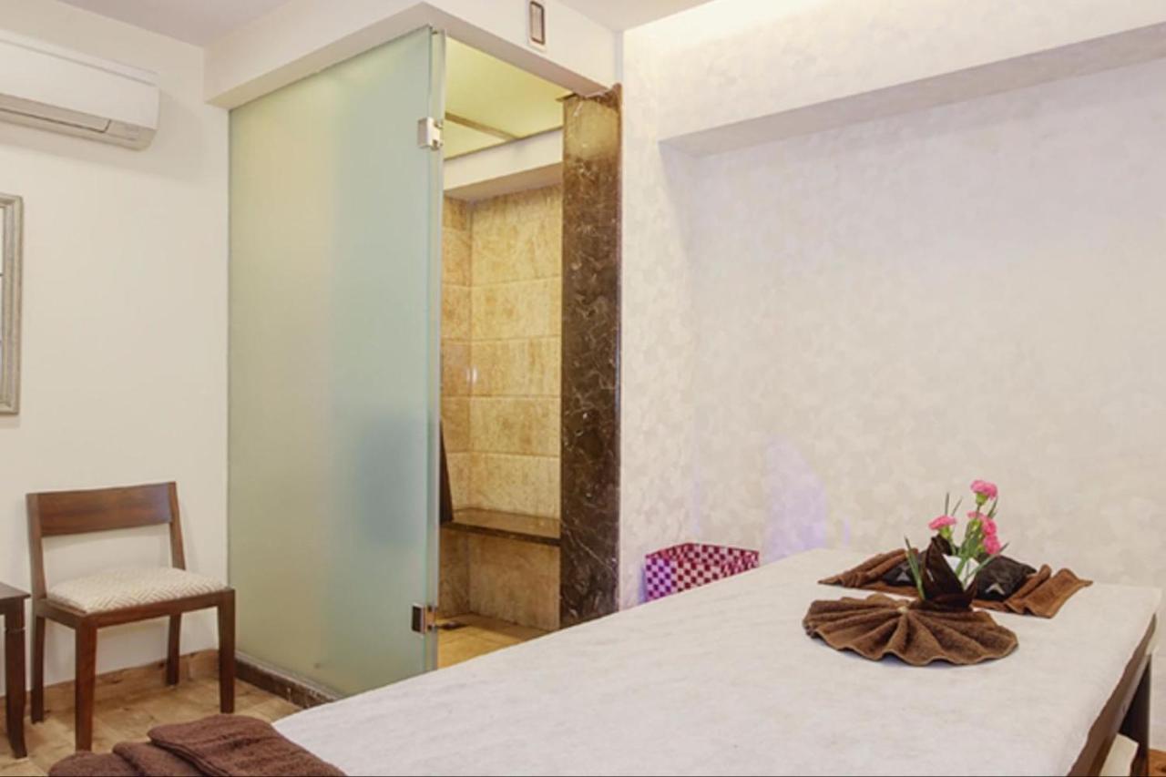 The Palm Spring A Boutique Hotel Naraina New Delhi Nova Deli Exterior foto